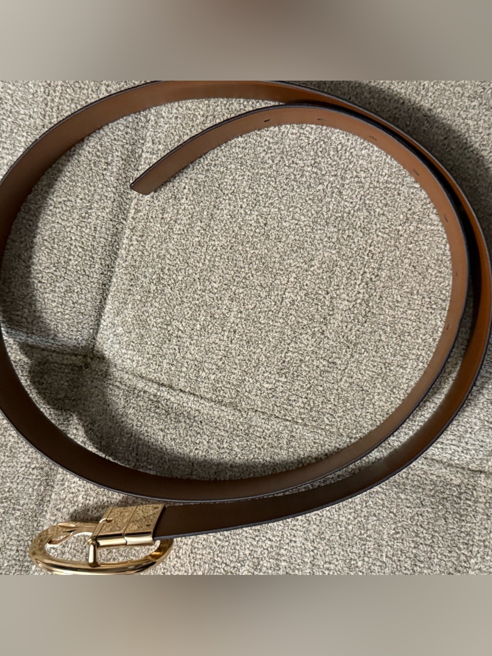 Michael Kors White Signature Leather Belt with Gold-Tone Oval Buckle 42 in - Picture 6 of 7